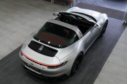 
										Porsche 911 Targa 4 GTS Cabriolet 2023 full									