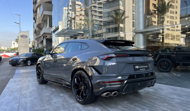 
								Lamborghini Urus Performante 2024 full									