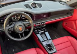 
										Porsche 911 Targa 4 GTS Cabriolet 2023 full									