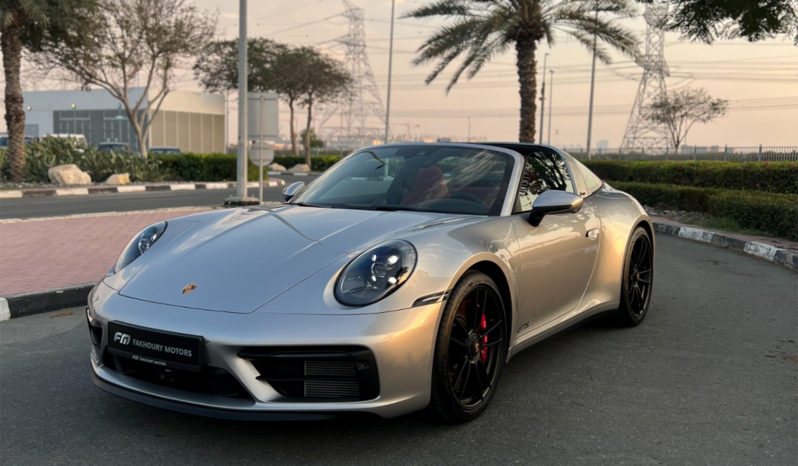 
								Porsche 911 Targa 4 GTS Cabriolet 2023 full									