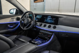 
										Mercedes Benz E300e 4MATIC 2021 full									