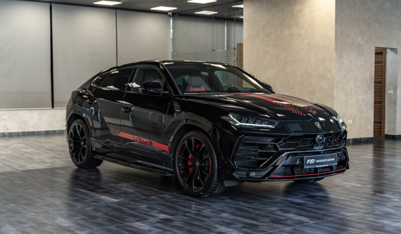 
								Lamborghini Urus 2022 full									