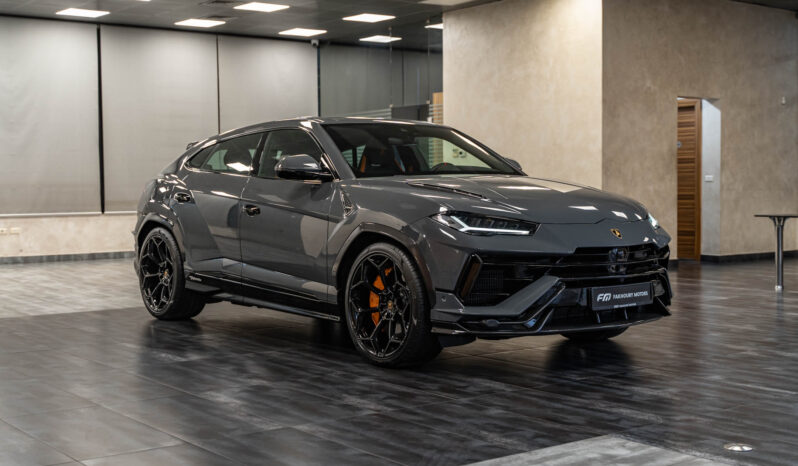 
								Lamborghini Urus Performante 2024 full									