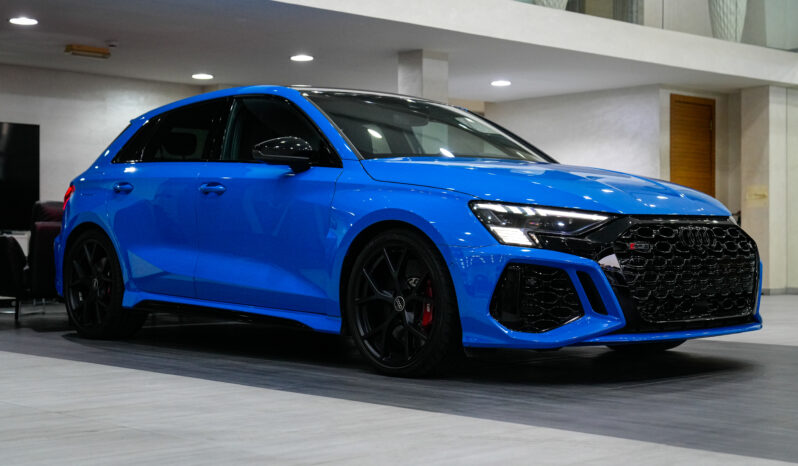 
								Audi RS3 Sportback 2023 full									