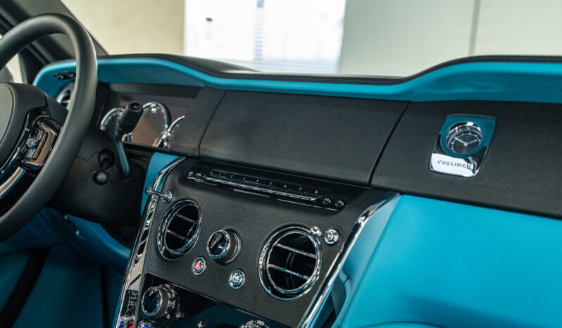 
								Rolls Royce Cullinan 2023 full									