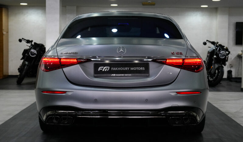 
								Mercedes-AMG S 63 E-Performance 2023 full									