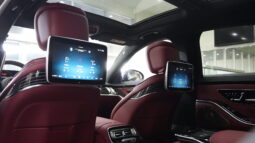 
										Mercedes-AMG S 63 E-Performance 2024 full									