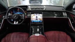 
										Mercedes-AMG S 63 E-Performance 2024 full									